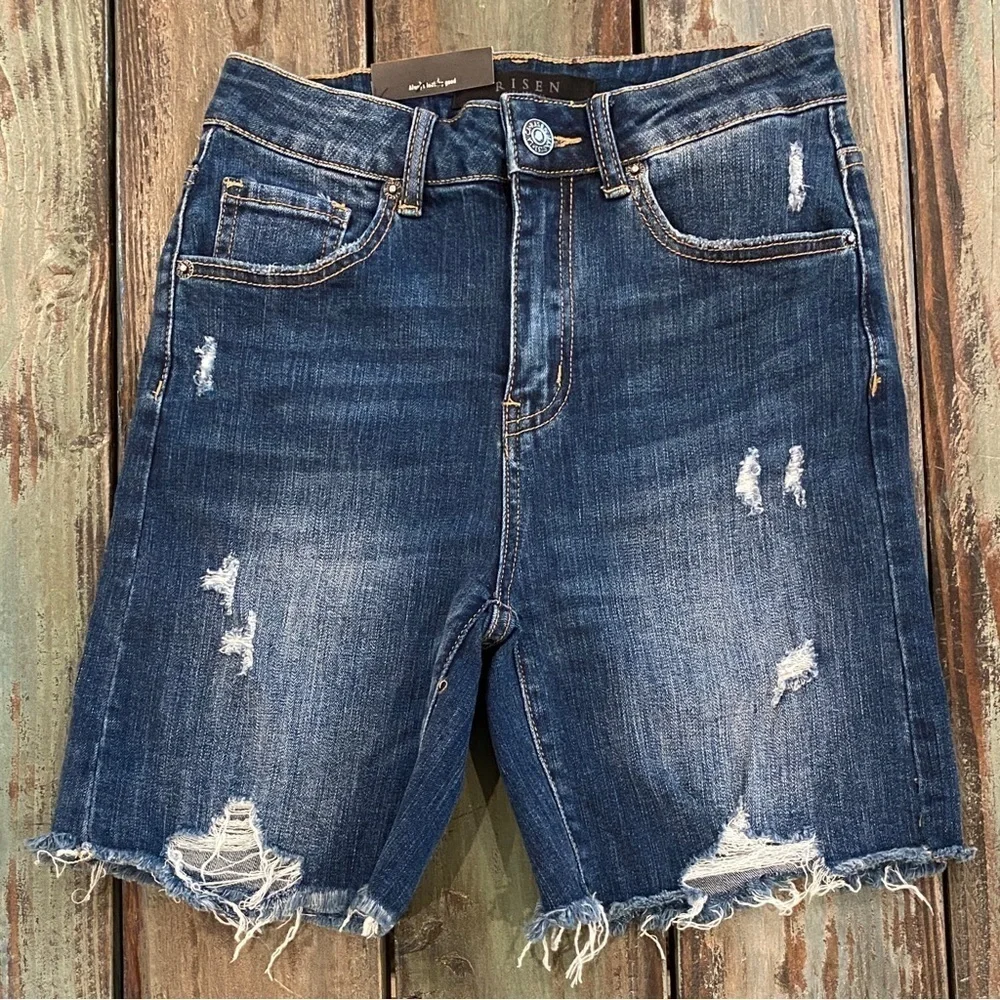 Risen NWT Alaina High Waist Distressed Long Denim Shorts Womens Size Small New